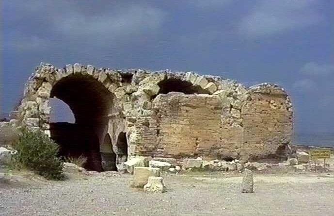 La citerne et les bains d'Ayatekla, fin Ve ou début du VIe siècle.
