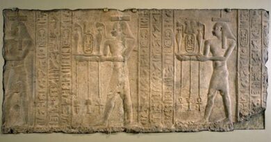 bas-relief Nectanébo II