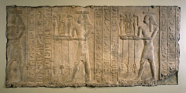 bas-relief Nectanébo II