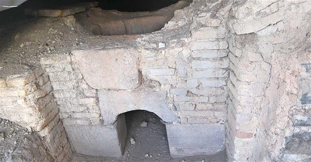 bains-sultans-turcs-mont-takkeli-anatolie-konya