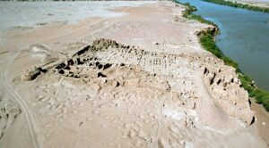 Vue des ruines de la cité pharaonique de l'île de Saï.