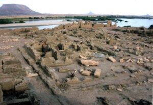 Vue de la ville pharaonique de Saï, en Nubie.