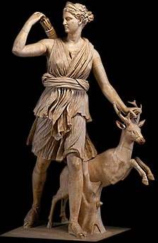 statue-artemis-biche-epoque-classique-louvre