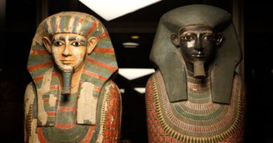 sarcophages tombe des deux frères