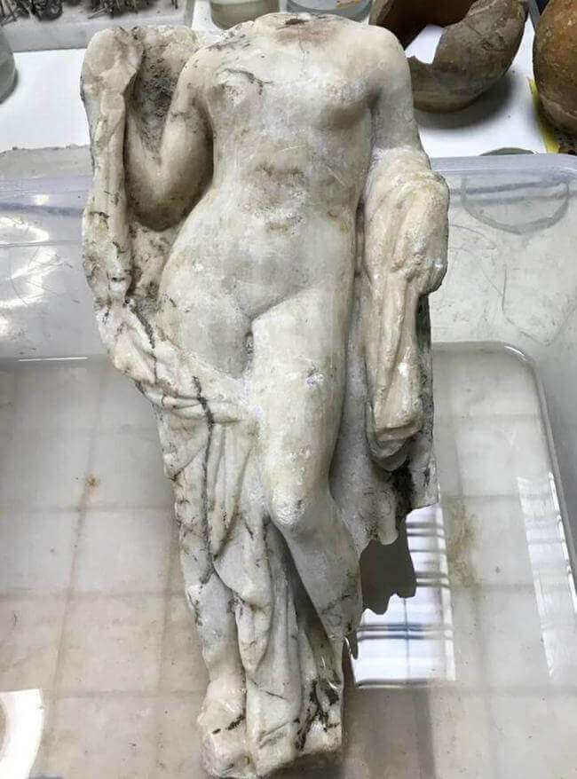 statue Aphrodite