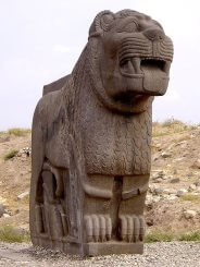 statue-lion-basalte-neo-hittite-ain-dara-syrie