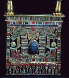 Pectoral, trésor de Psousennes, Tanis