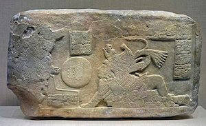 marche-descalier-jeu-de-balle-site-q-la-corona-cite-maya