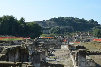 vue du site archéologique de Cumes