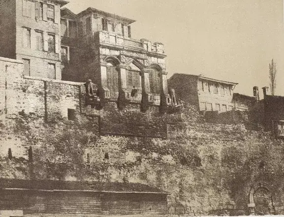 Vue ancienne du palais du Boucoléon, vestige du Grand Palais des empereurs byzantins.