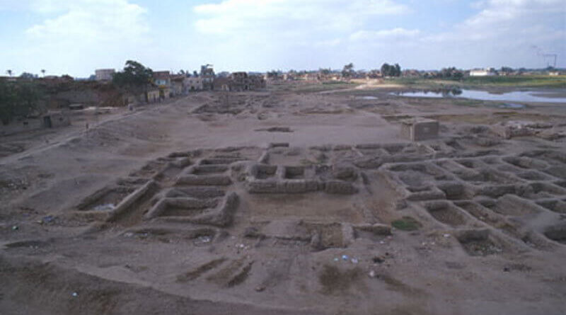 Ruines du site archéologique de Saïs en Egypte.