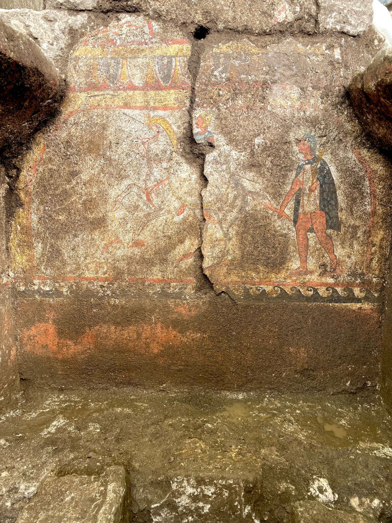 Peinture du retour du guerrier dans la nécropole samnite de Pontecagnano en Italie