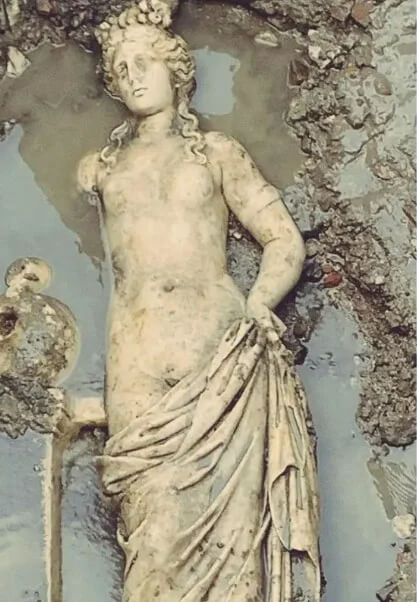 Statue d'Aphrodite découverte à Asmara