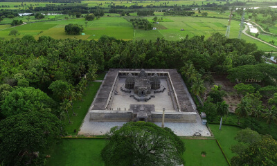 Vue aérienne du temple de Keshava à Somanathapura, classé à l'UNESCO en 2023