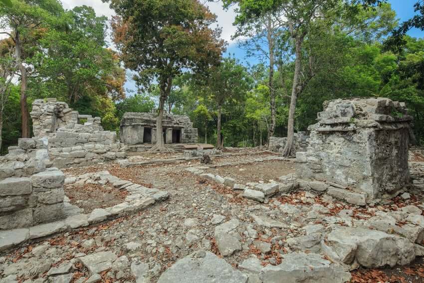 récentes découvertes archéologiques à Chichen Itza dans la Casa Colorada