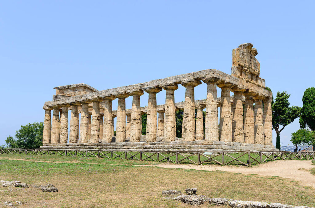 Le temple d'Athéna, parfois appelé temple de Cérès