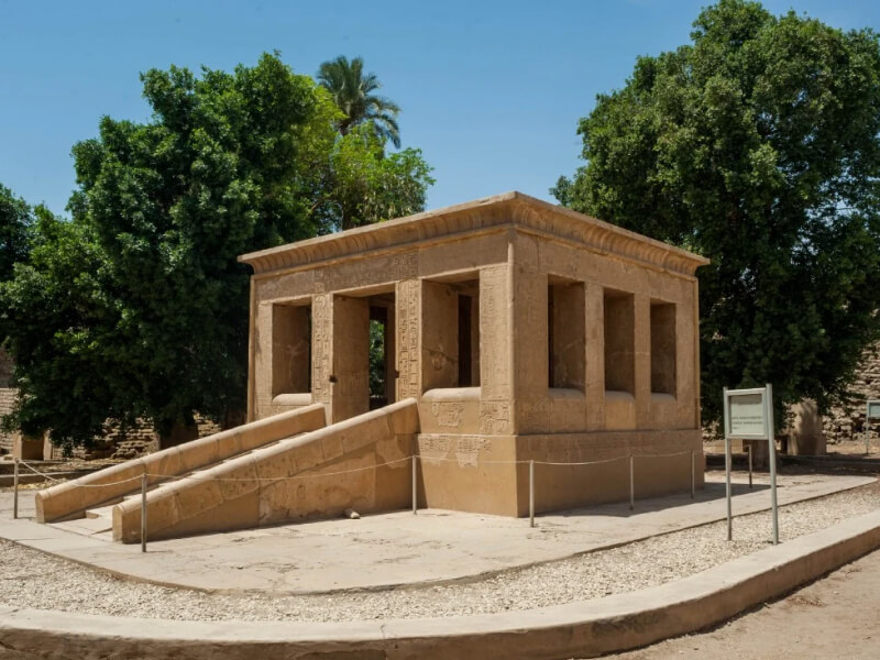 Chapelle Blanche de Sésostris Ier à Karnak, Moyen Empire