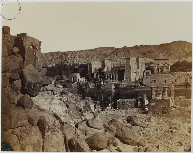 Photographie des ruines du temple de Philae prise en 1863 ou 1864