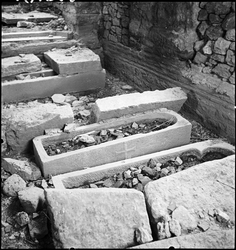 Fouilles au monastère byzantin de Constantin Lips, nécropole de la dynastie Paléologue