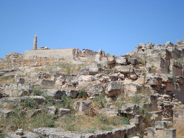 Cités et sanctuaires : les grands sites archéologiques de la Grèce antique, les ruines d'Egine