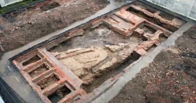 Vestiges du château de Gloucester découverts lors de fouilles archéologiques