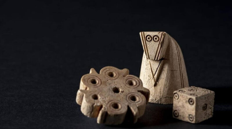 Des pièces d'échecs et de jeux médiévales retrouvées dans un château d'Allemagne