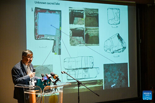 Présentation expliquant la découverte du lac sacré