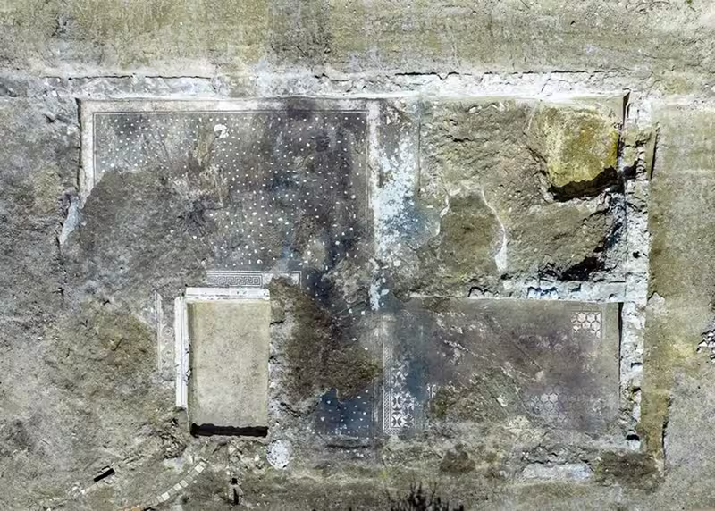 Vue aérienne des vestiges de la villa romaine de Castel Guido