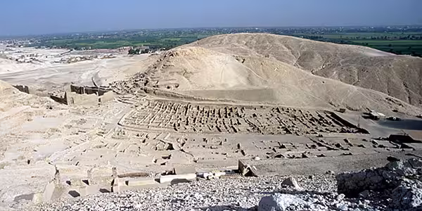 Village antique de Deir el-Medina, dans la nécropole thébaine