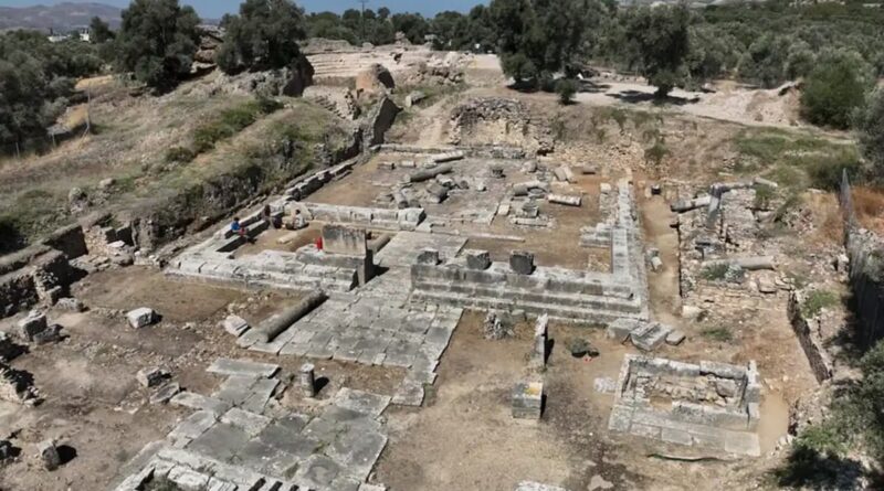 Vue des ruines du sanctuaire d'Apollon de Gortyne
